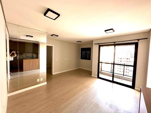 Apartamento com 129m² 1 quarto e 1 banheiro, à venda, no bairro Gleba Fazenda Palhano em Londrina