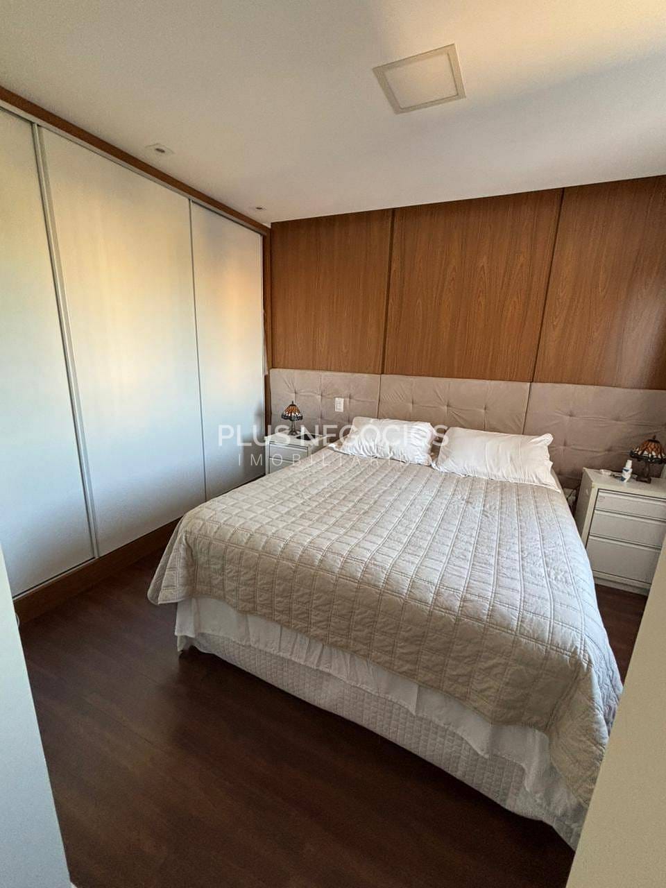 Apartamento à venda com 3 quartos, 90m² - Foto 4