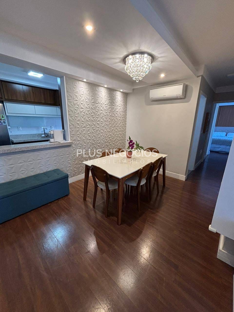 Apartamento à venda com 3 quartos, 90m² - Foto 2