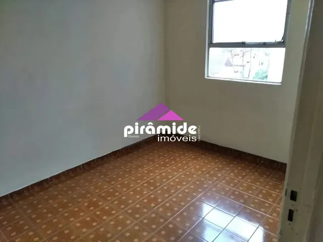 Apartamento com 45m² 2 quartos e 1 banheiro, para alugar, no bairro Vila Industrial em Avenida Presidente Juscelino Kubitschek
