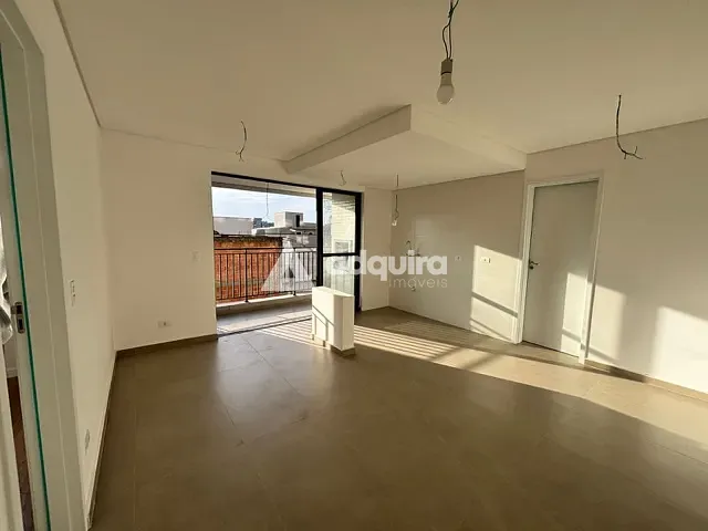 Apartamento 2 quartos e 3 banheiros, à venda, no bairro Tingui em Curitiba
