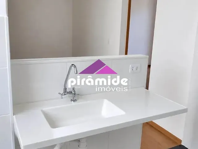 Apartamento com 10m² 2 quartos e 1 banheiro, à venda, no bairro Bom Retiro em São José Dos Campos