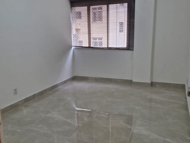 Apartamento 1 quarto e 1 banheiro, para alugar, no bairro Centro em Petrópolis