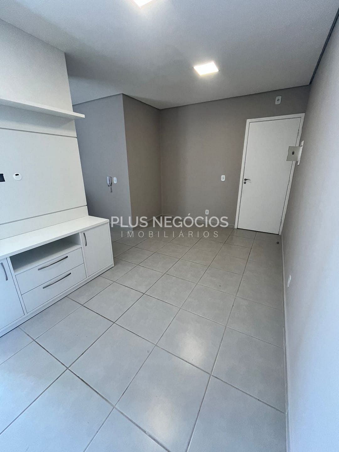 Apartamento para alugar com 2 quartos, 49m² - Foto 2