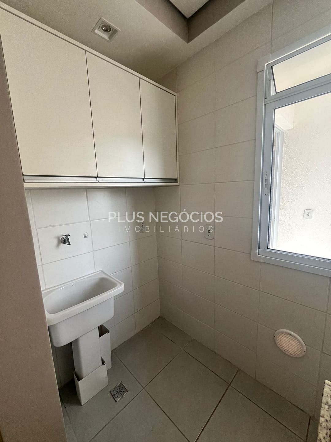 Apartamento para alugar com 2 quartos, 49m² - Foto 5