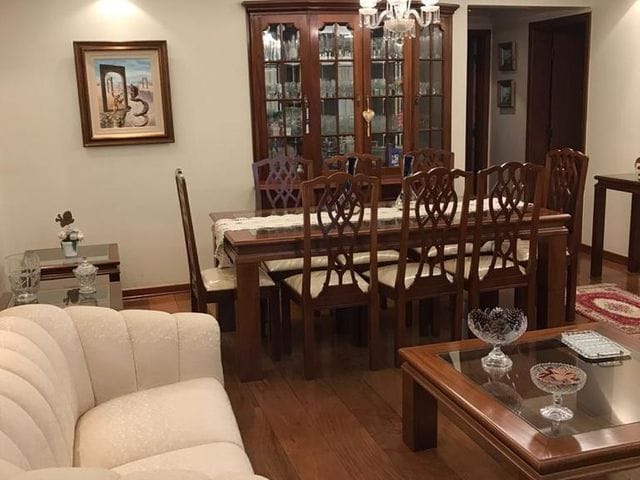 Apartamento com 303m² 3 quartos e 2 banheiros, à venda, no bairro Centro em Londrina