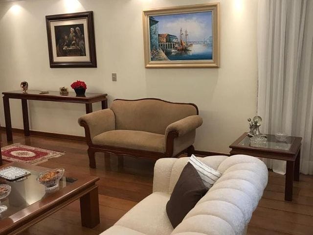 Apartamento com 303m² 3 quartos e 2 banheiros, à venda, no bairro Centro em Londrina