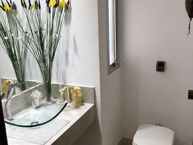 Apartamento com 303m² 3 quartos e 2 banheiros, à venda, no bairro Centro em Londrina