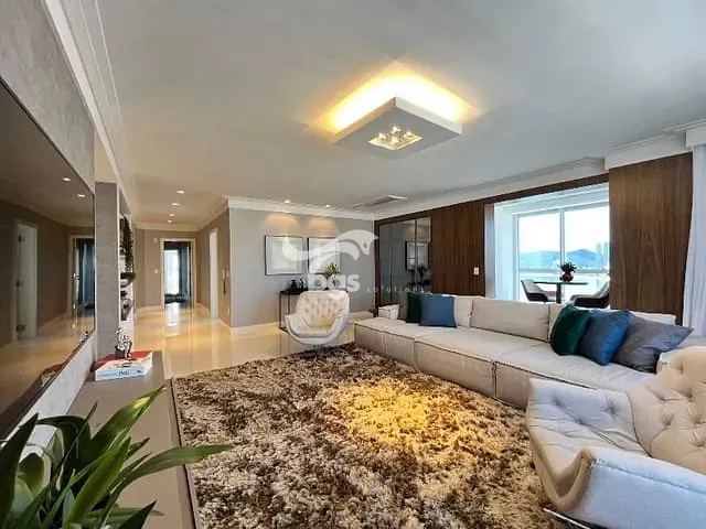 Apartamento com 416m² 4 quartos e 5 banheiros, à venda, no bairro Centro em Balneário Camboriú