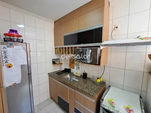 Apartamento com 60m² 3 quartos e 1 banheiro, à venda, no bairro Santa Mônica em Belo Horizonte