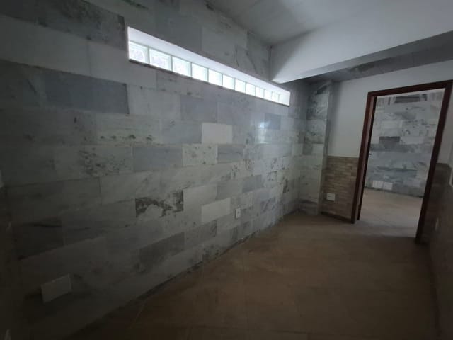 Apartamento 1 quarto e 2 banheiros, para alugar, no bairro Quarteirão Ingelheim em Petrópolis