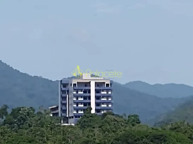 Apartamento 3 quartos e 4 banheiros, à venda, no bairro Barra da Lagoa em Ubatuba