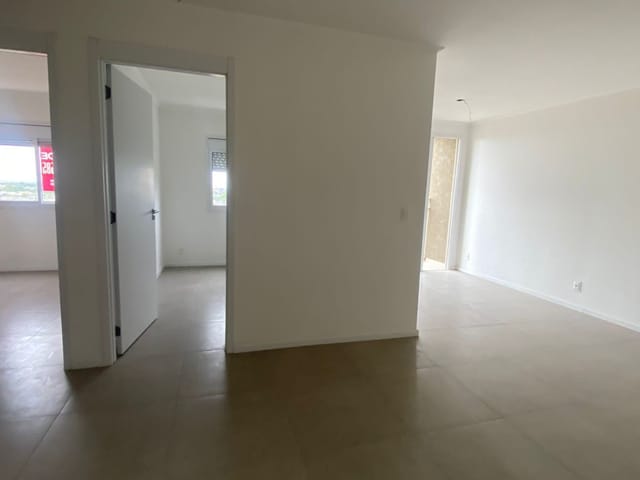Apartamento 2 quartos e 1 banheiro, à venda ou para alugar, no bairro Centro em Pelotas
