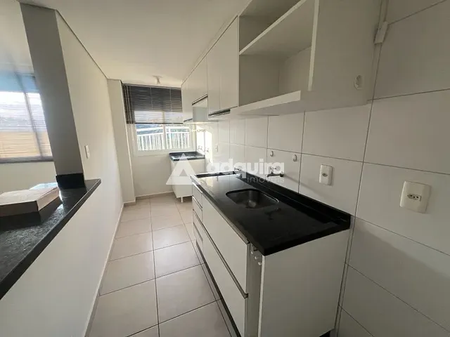 Apartamento 2 quartos e 1 banheiro, à venda ou para alugar, no bairro Estrela em Ponta Grossa
