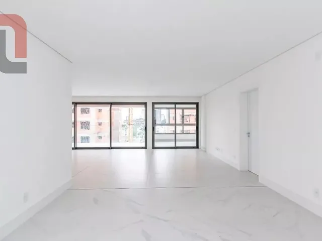 Apartamento à venda, no bairro Orleans em Curitiba