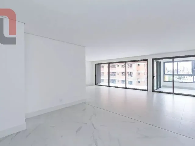 Apartamento à venda, no bairro Orleans em Curitiba