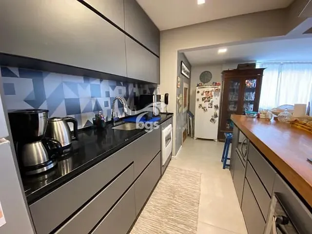 Apartamento com 286m² 2 quartos e 2 banheiros, à venda, no bairro Centro em Balneário Camboriú