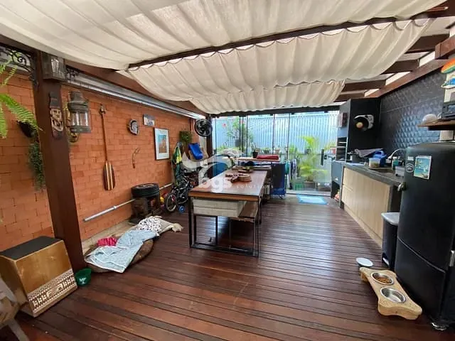 Apartamento com 286m² 2 quartos e 2 banheiros, à venda, no bairro Centro em Balneário Camboriú