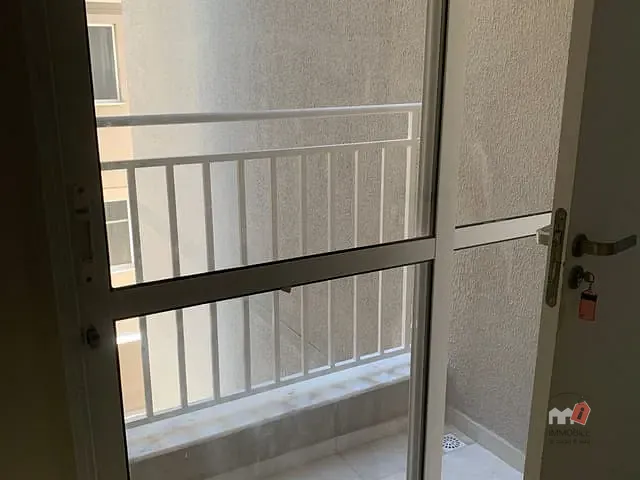 Apartamento 2 quartos e 2 banheiros, para alugar, no bairro Duarte Silveira em Petrópolis