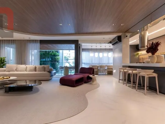 Apartamento 3 quartos e 4 banheiros, à venda, no bairro Orleans em Curitiba