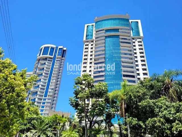 Apartamento com 461m² 4 quartos e 5 banheiros, à venda, no bairro Condomínio Palazzo Veronesi em Londrina
