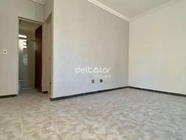 Apartamento com 50m² 2 quartos e 1 banheiro, à venda, no bairro Candelária em Belo Horizonte
