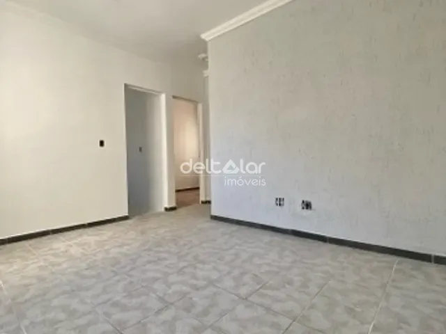 Apartamento com 50m² 2 quartos e 1 banheiro, à venda, no bairro Candelária em Belo Horizonte