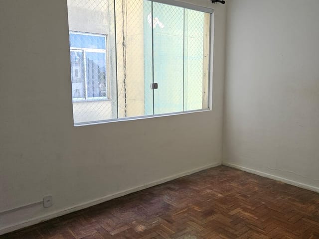 Apartamento 2 quartos e 1 banheiro, à venda ou para alugar, no bairro Centro em Petrópolis
