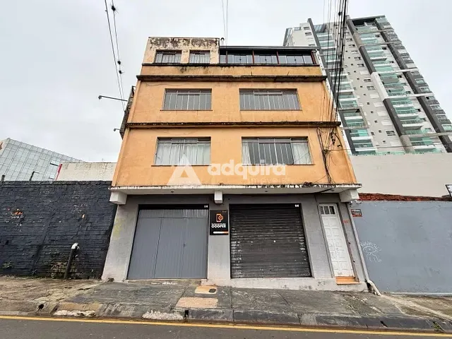 Apartamento 2 quartos e 1 banheiro, para alugar, no bairro Centro em Ponta Grossa