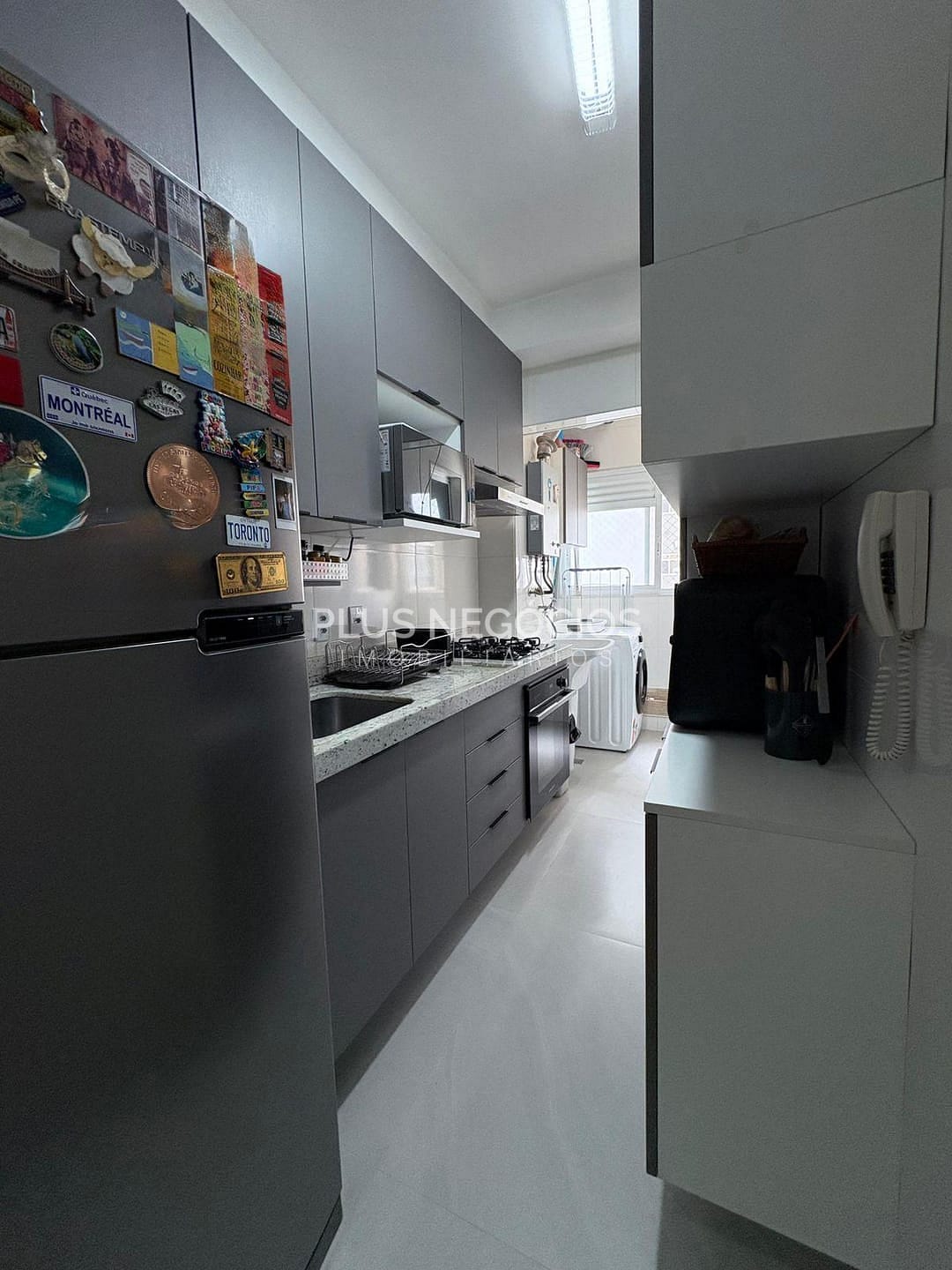 Apartamento à venda com 3 quartos, 67m² - Foto 1
