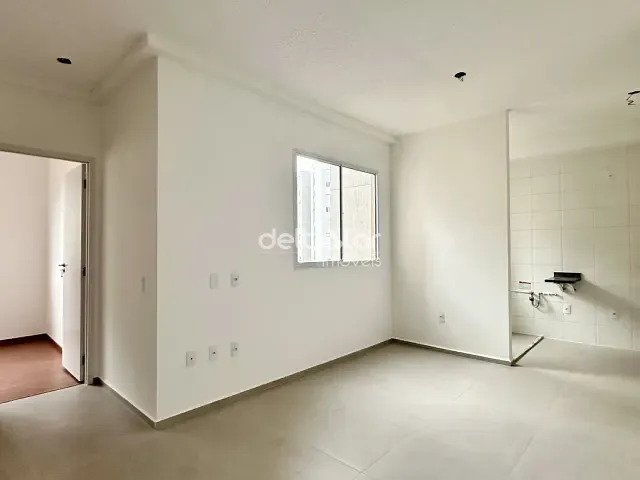 Apartamento com 55m² 2 quartos e 2 banheiros, para alugar, no bairro Palmeiras em Belo Horizonte