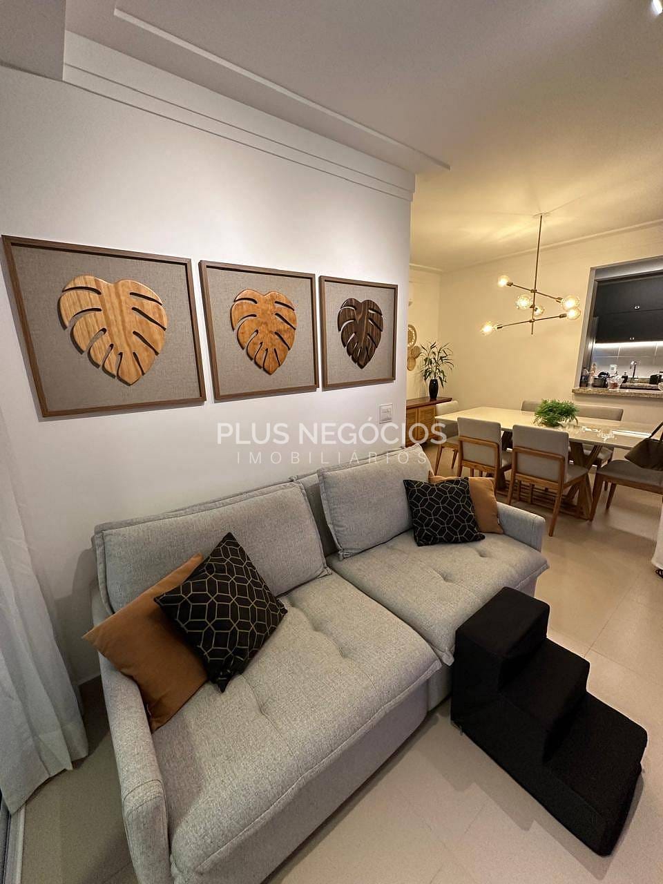 Apartamento à venda com 3 quartos, 93m² - Foto 4