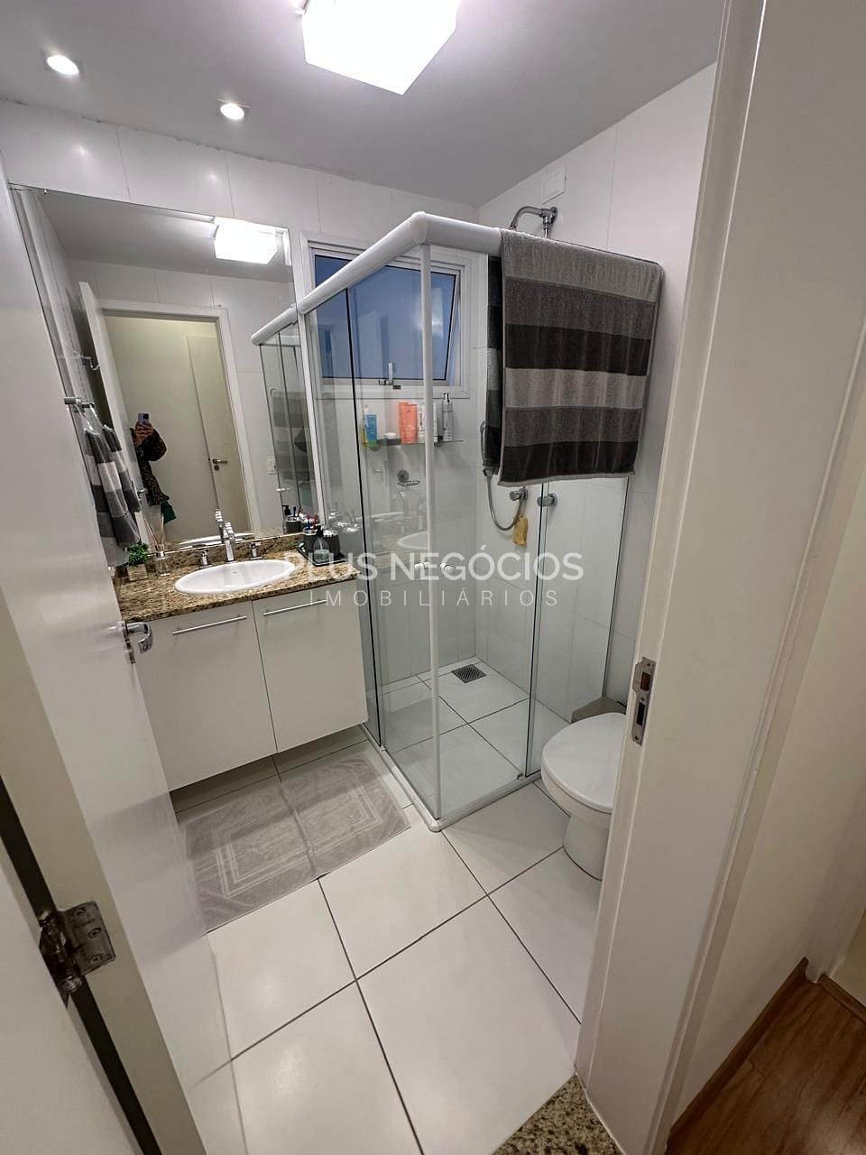 Apartamento à venda com 3 quartos, 93m² - Foto 27