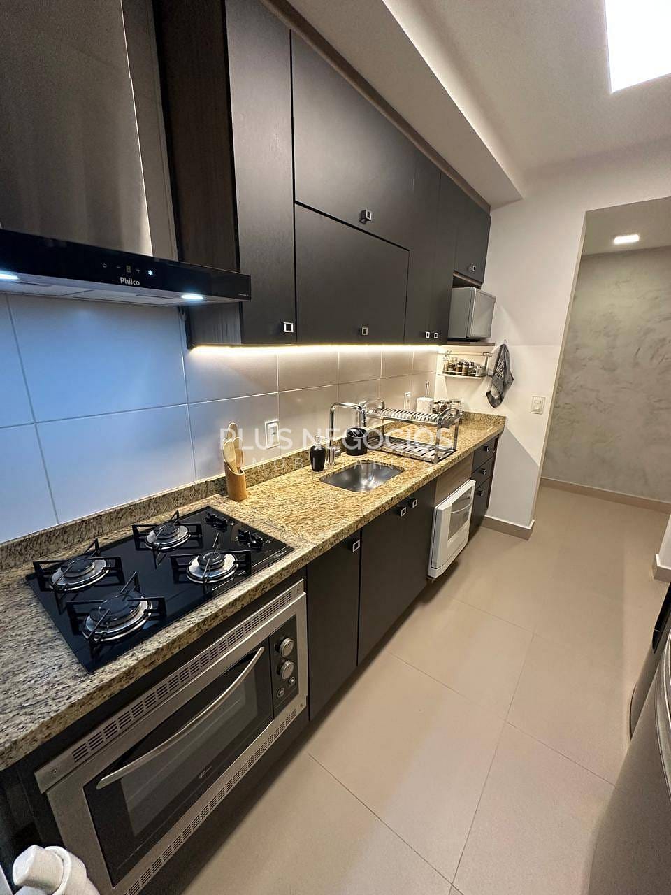 Apartamento à venda com 3 quartos, 93m² - Foto 10