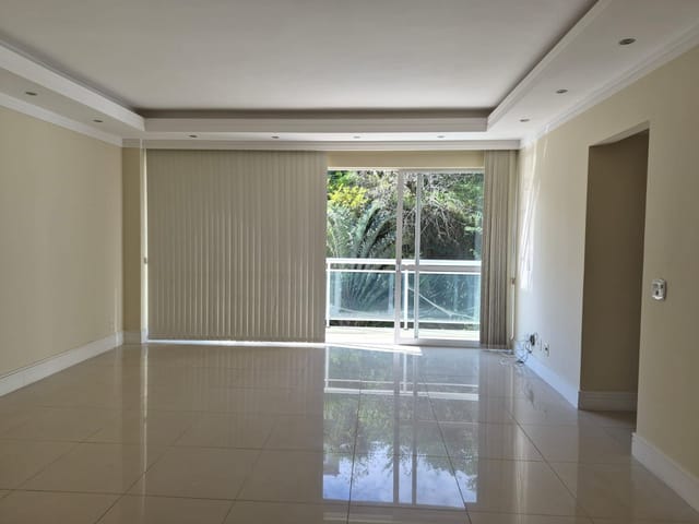 Apartamento 3 quartos e 1 banheiro, para alugar, no bairro Centro em Petrópolis