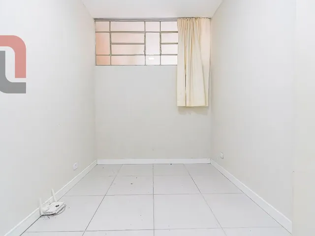 Apartamento 1 quarto e 1 banheiro, para alugar, no bairro São Francisco em Curitiba