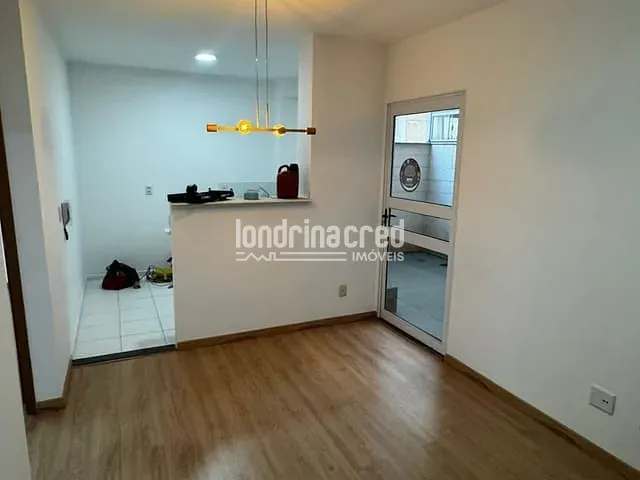 Apartamento 2 quartos e 1 banheiro, à venda, no bairro SPAZIO LA TRAVIATA em Londrina