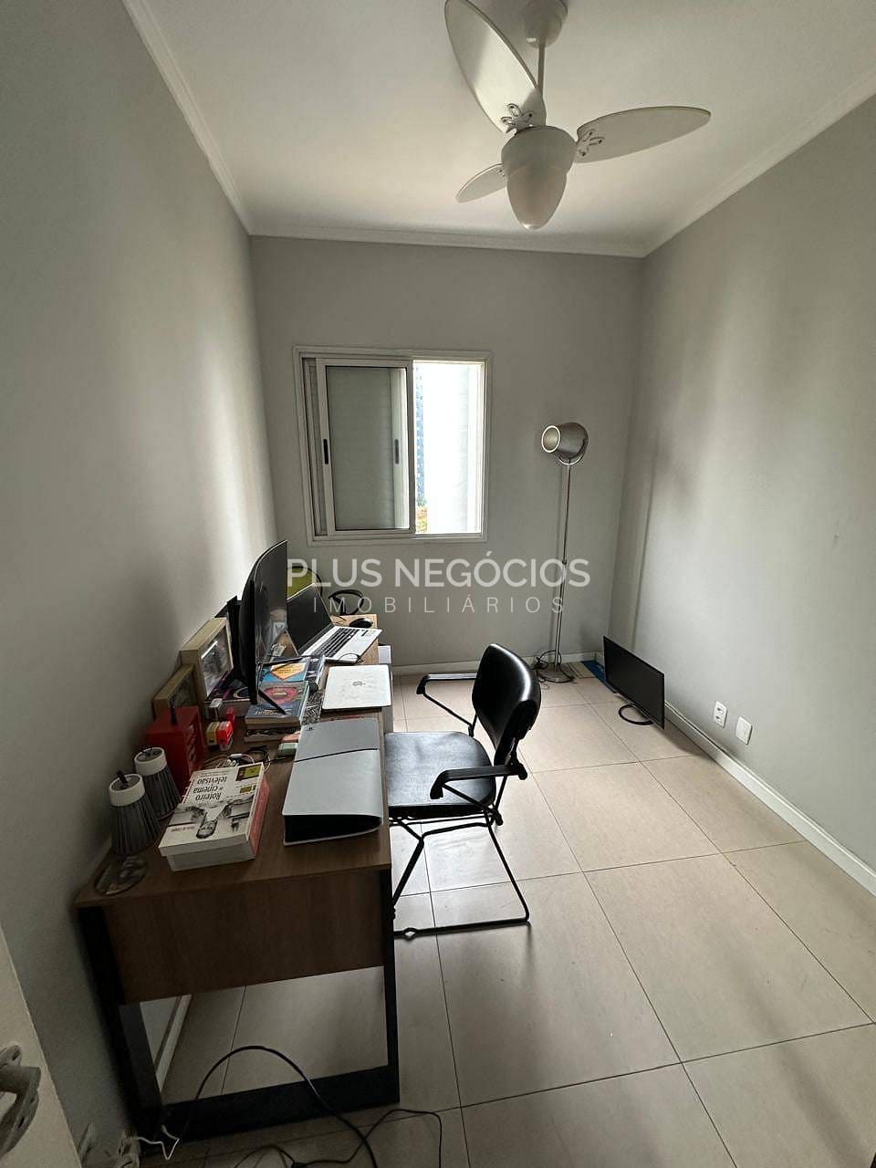 Apartamento à venda com 2 quartos, 62m² - Foto 12