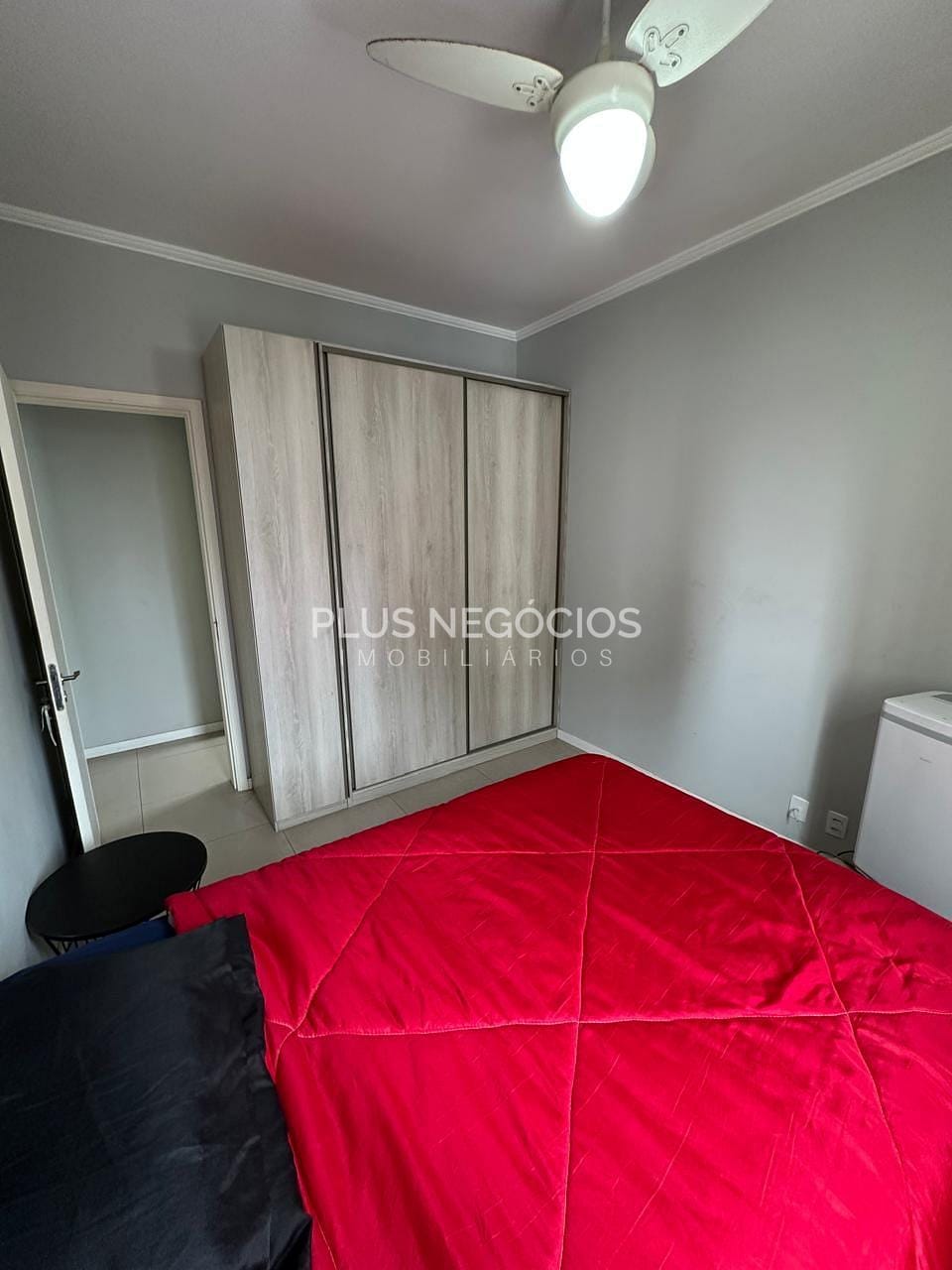 Apartamento à venda com 2 quartos, 62m² - Foto 13