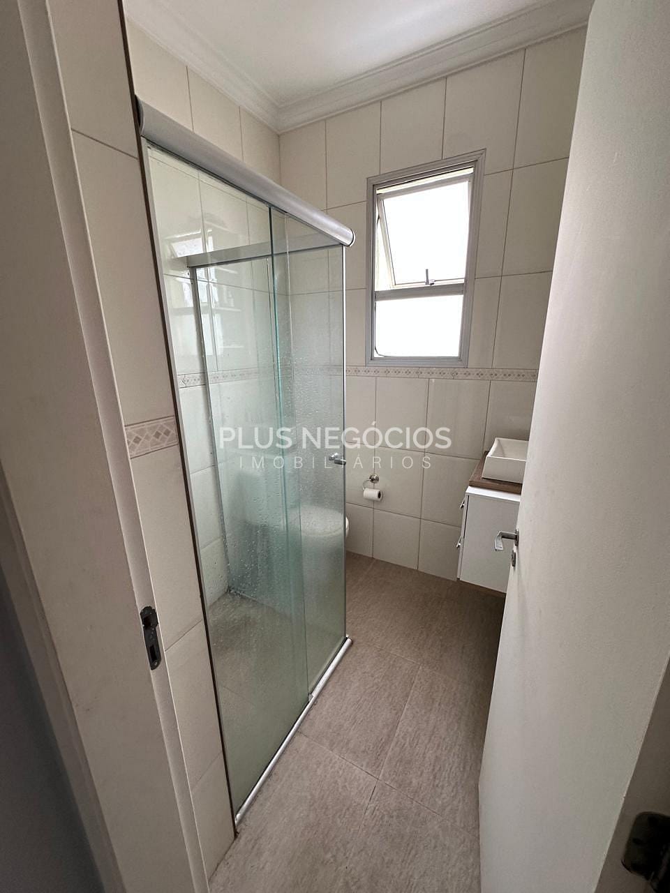Apartamento à venda com 2 quartos, 62m² - Foto 14