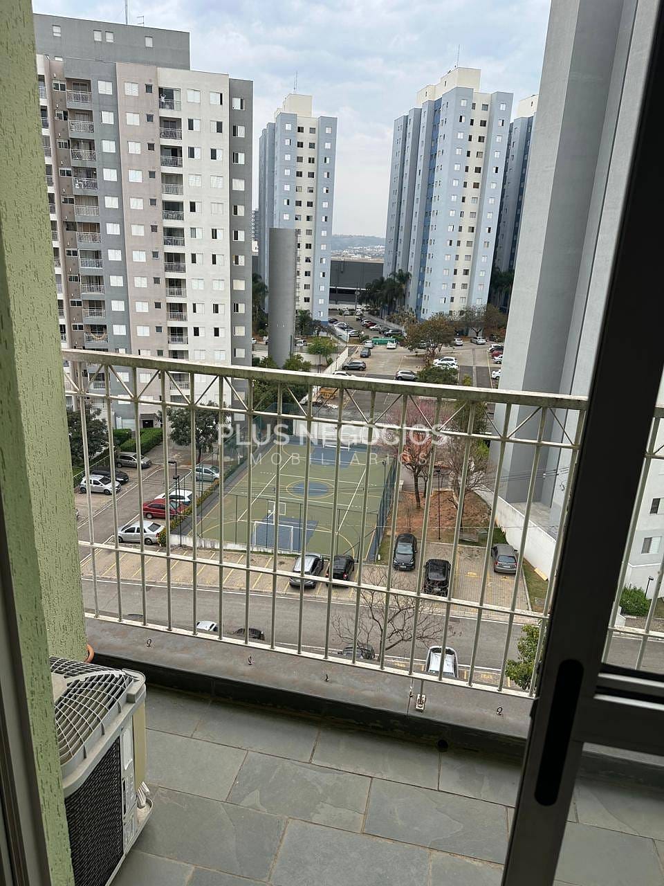 Apartamento à venda com 2 quartos, 62m² - Foto 2