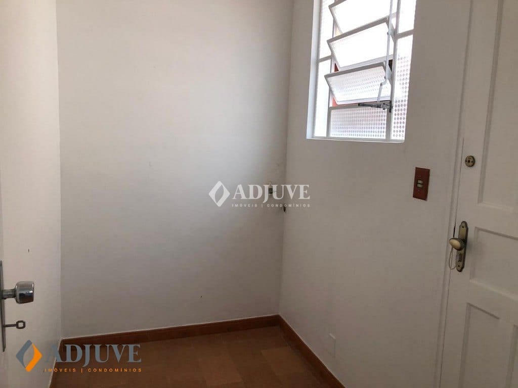 Apartamento à venda com 2 quartos, 142m² - Foto 4