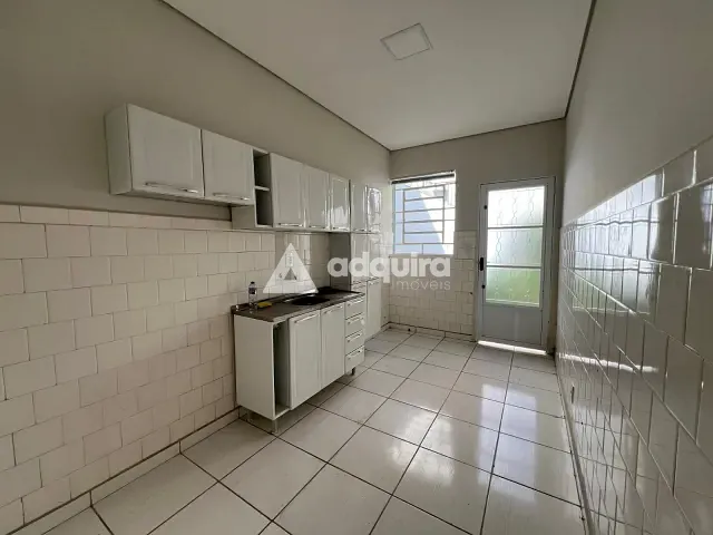 Apartamento 2 quartos e 1 banheiro, para alugar, no bairro Centro em Ponta Grossa