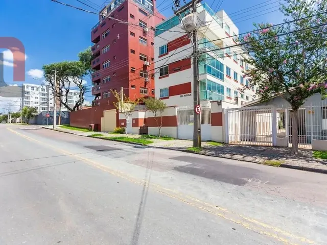 Apartamento 2 quartos e 1 banheiro, para alugar, no bairro Jardim Botânico em Curitiba