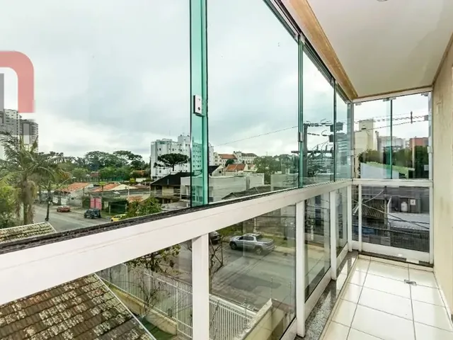 Apartamento 2 quartos e 1 banheiro, para alugar, no bairro Jardim Botânico em Curitiba