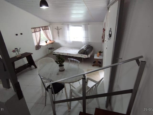 Apartamento 1 quarto e 1 banheiro, para alugar, no bairro Quitandinha em Petrópolis