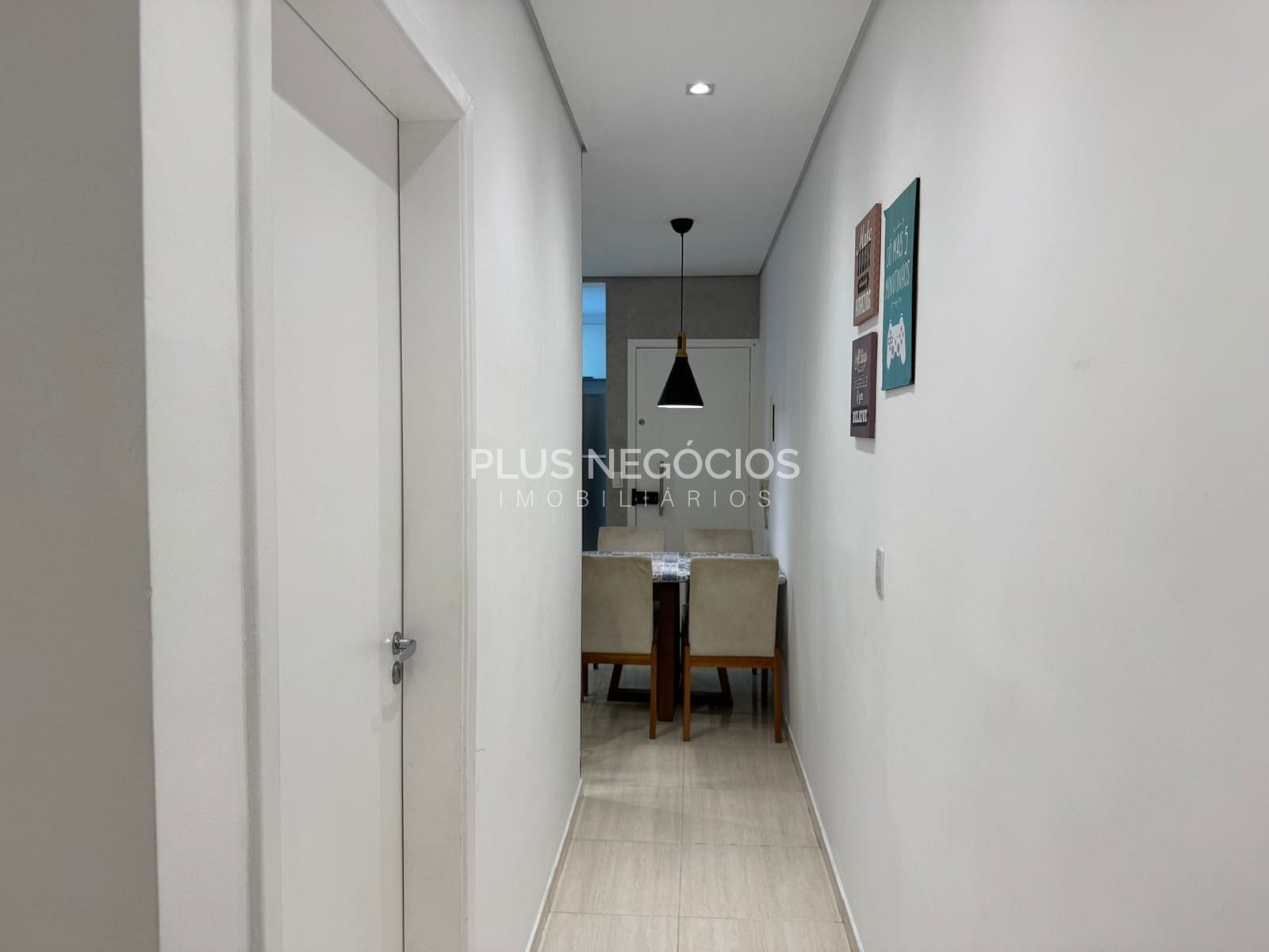 Apartamento à venda com 2 quartos, 54m² - Foto 2