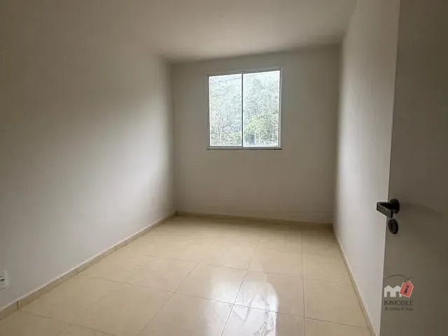Apartamento 2 quartos e 1 banheiro, à venda, no bairro Duarte Silveira em Petrópolis