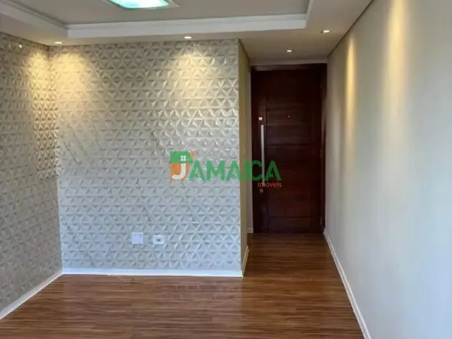 Apartamento 3 quartos e 1 banheiro, à venda, no bairro Campo Comprido em Curitiba