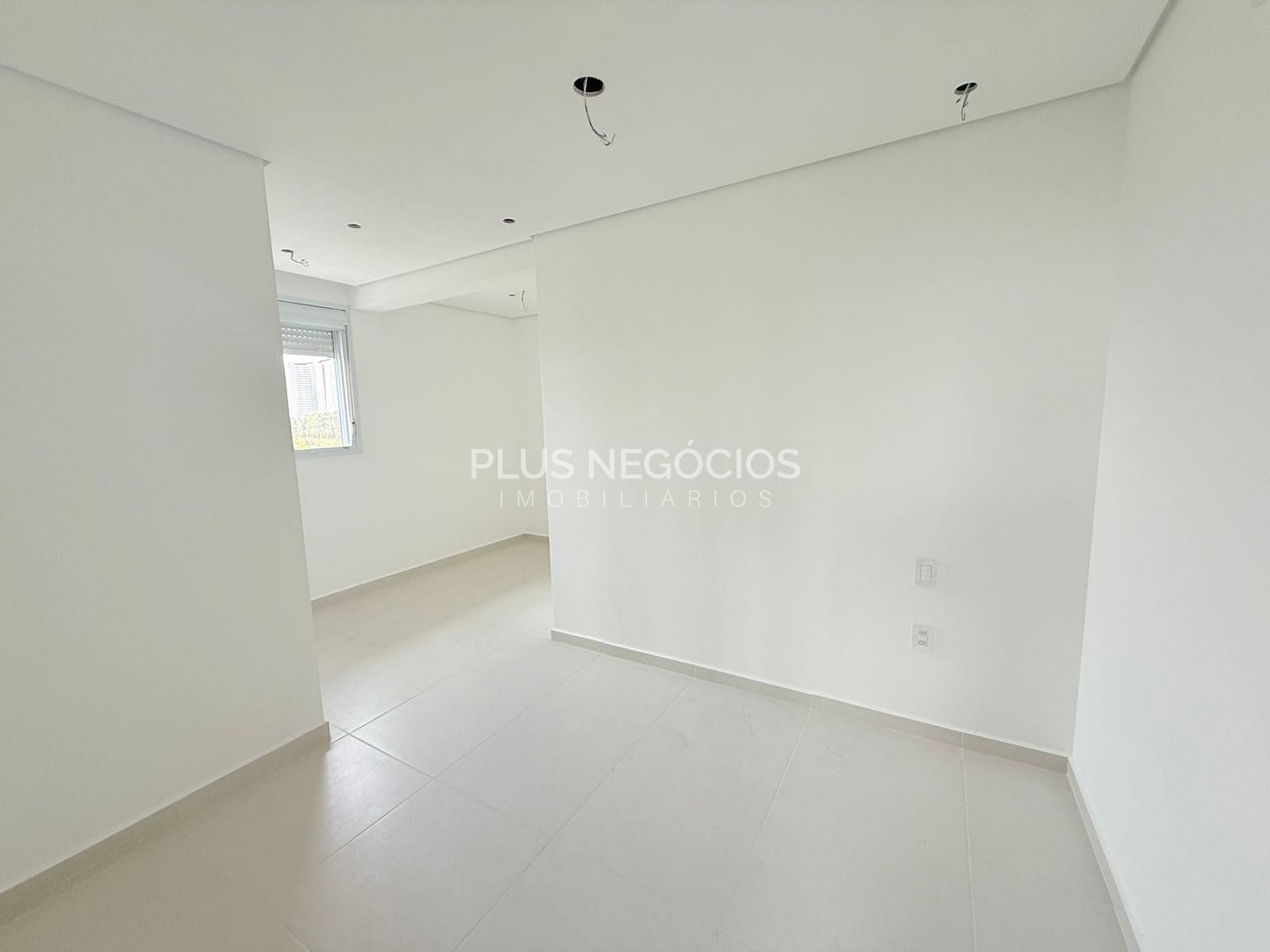 Apartamento à venda com 2 quartos, 71m² - Foto 14